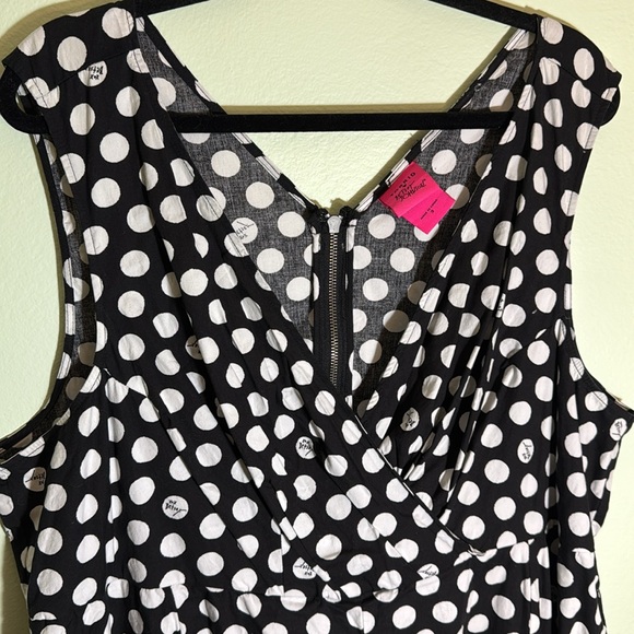 Torrid 3 Betsey Johnson Black & White Polka Dot Poplin Fit & Flare Dress - Picture 9 of 13